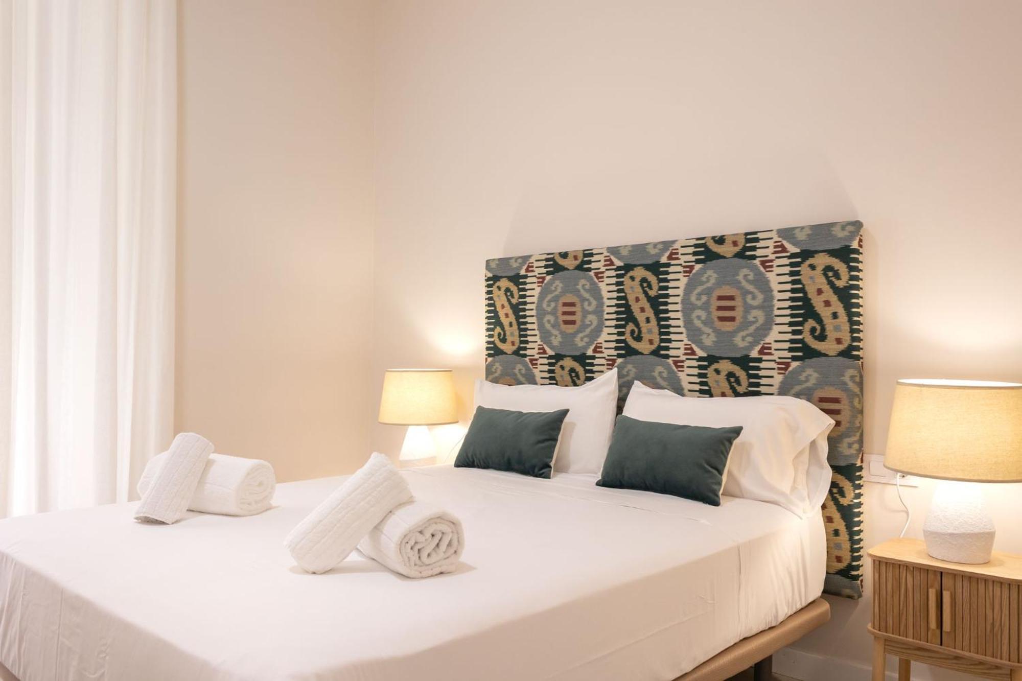 Rt41 Triana Deluxe Apartment Seville Luaran gambar